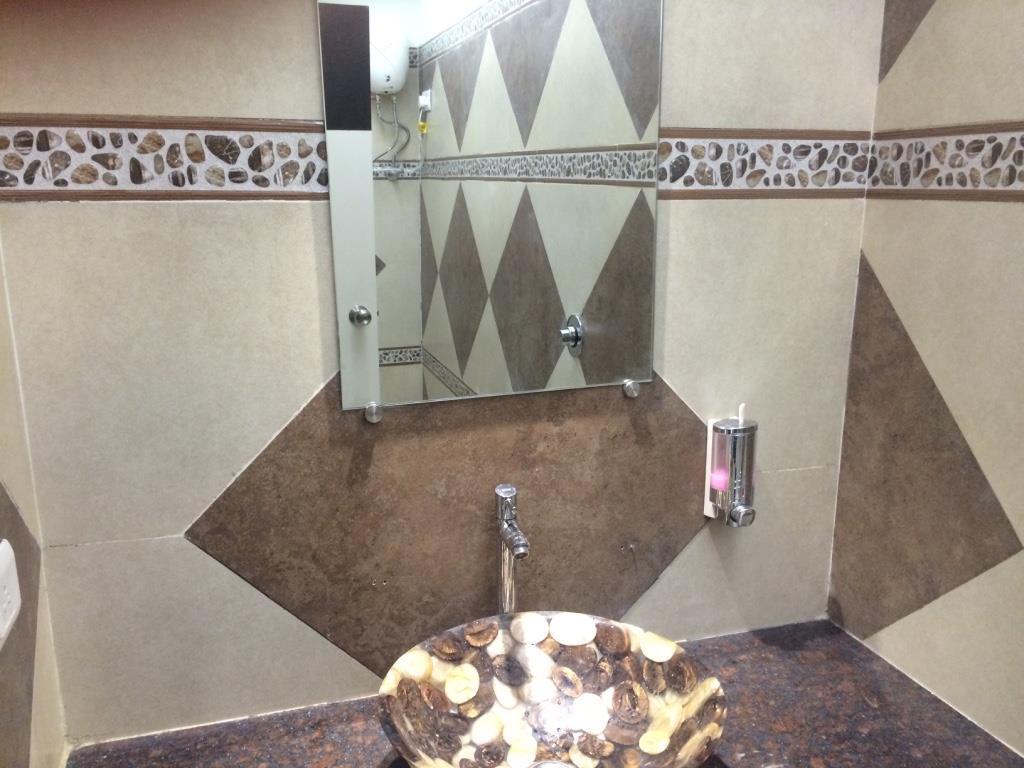 Hotel O Blue Pearl Residency Near Chhatrapati Shivaji International Airport