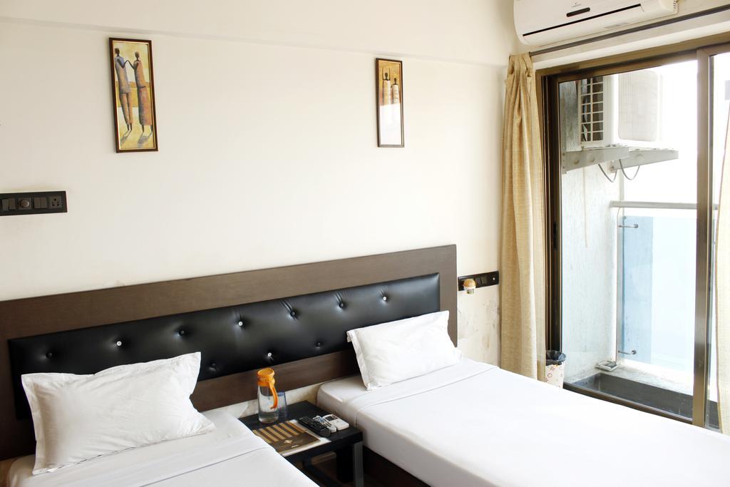 Hotel Laurent & Benon Luxury Service Apartment - Bandra Mumbai