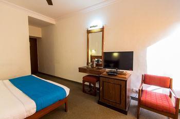 Hotel Zo Juhu 3*