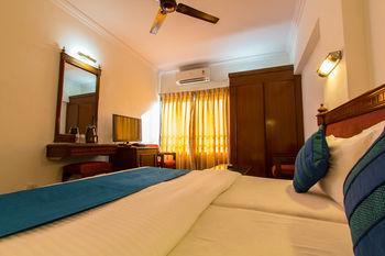 Hotel Zo Juhu 3*
