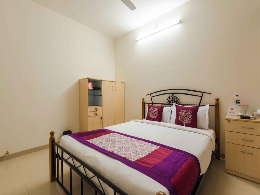 Apartment Oyo 4573 Near Bkc *