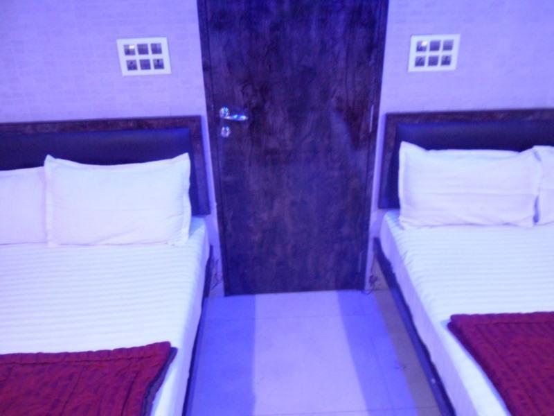 Hotel Paris Residency 2*