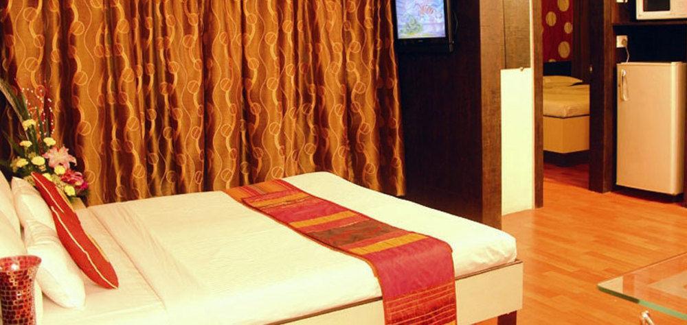 Hotel Bharat Avenue