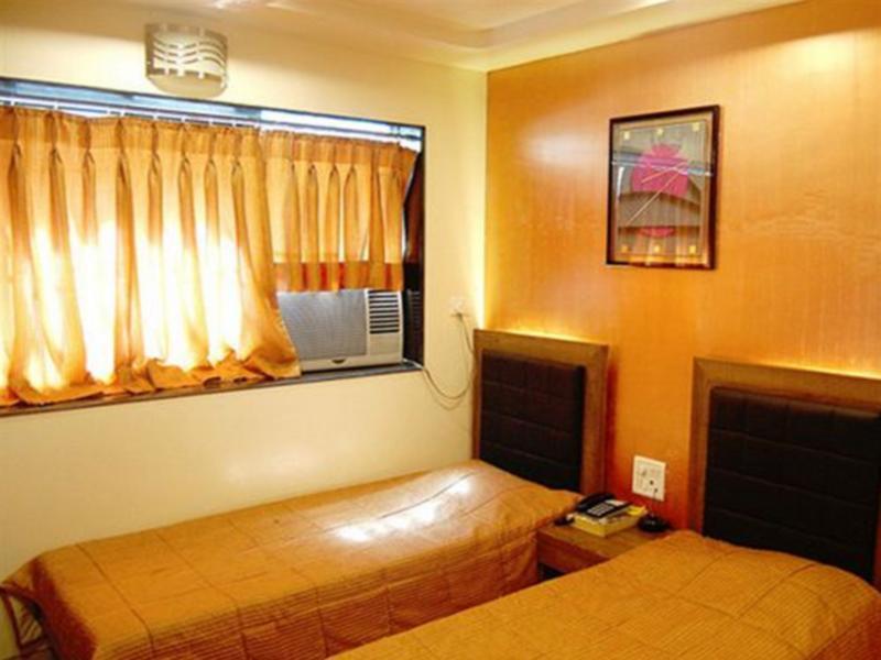Manama Hotel 3*