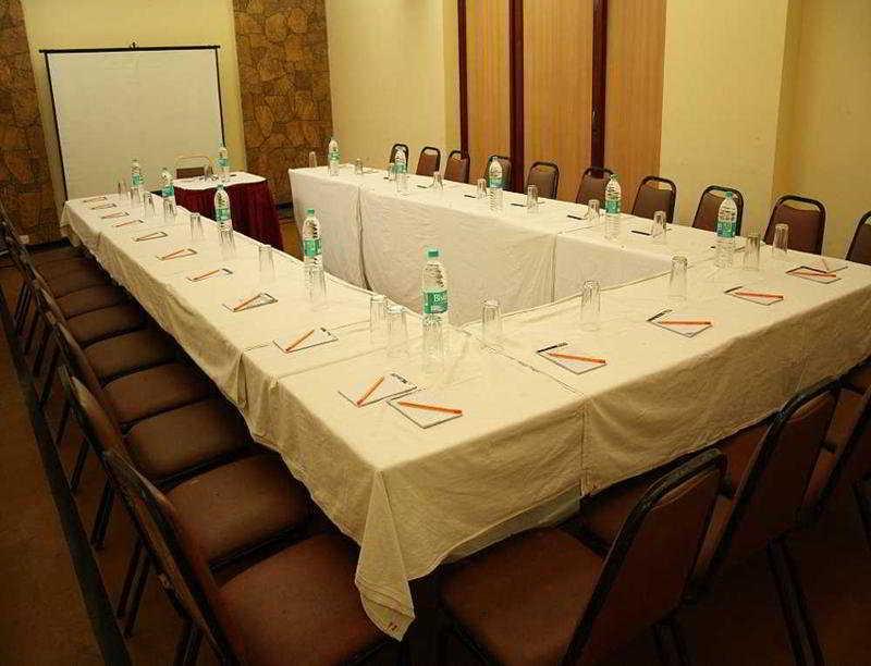 Hotel Imperial Executive, Andheri 3*