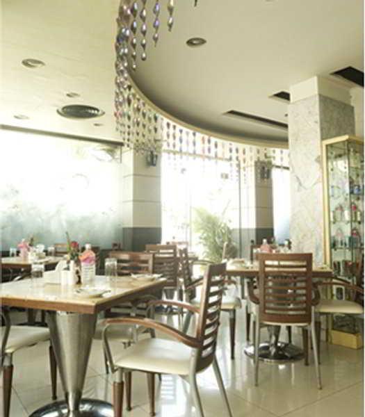 Hotel Metro Palace 3*