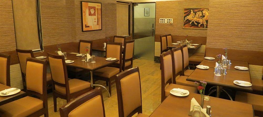 Jyoti Dwelling Hotel 3*