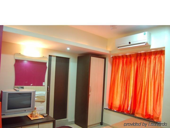 Fabhotel Annex Executive *