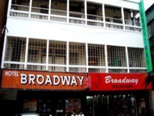 Broadway Colaba 2*