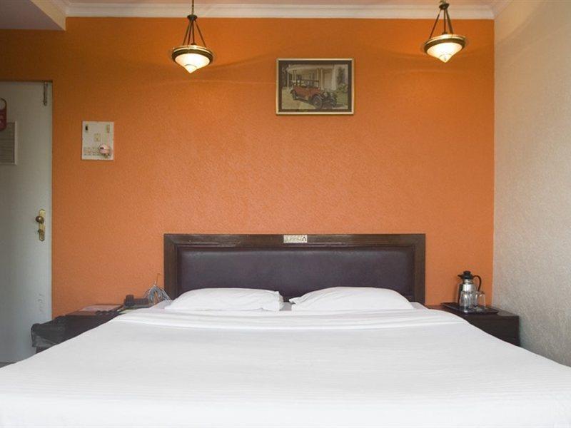 Hotel Metro Palace Mumbai