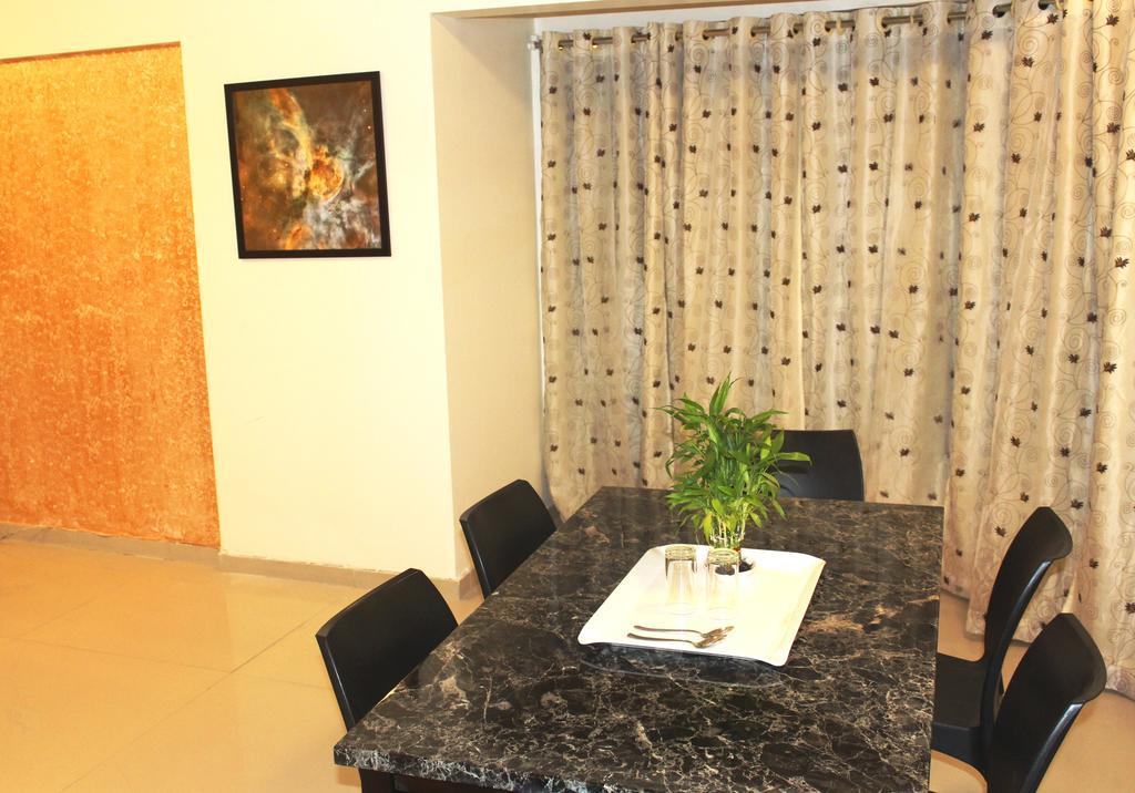 Apartment Dragonfly Emerald Mumbai