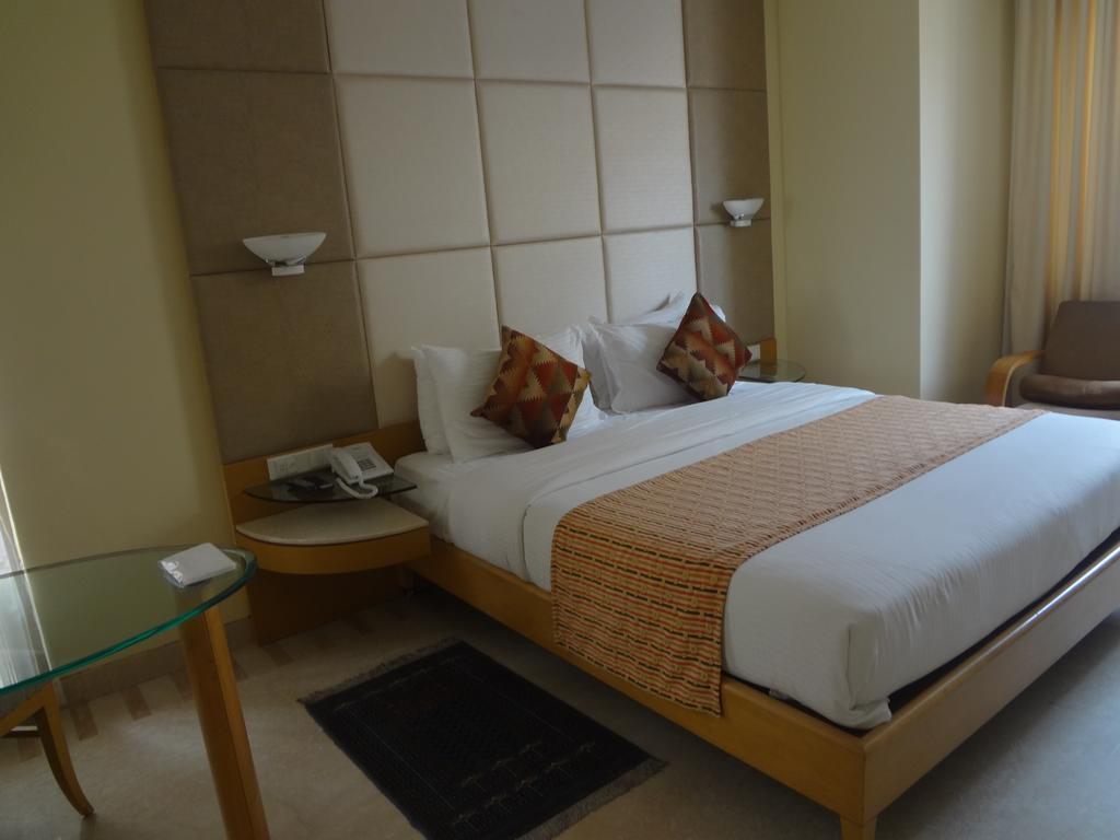 Ascot Hotel 3*
