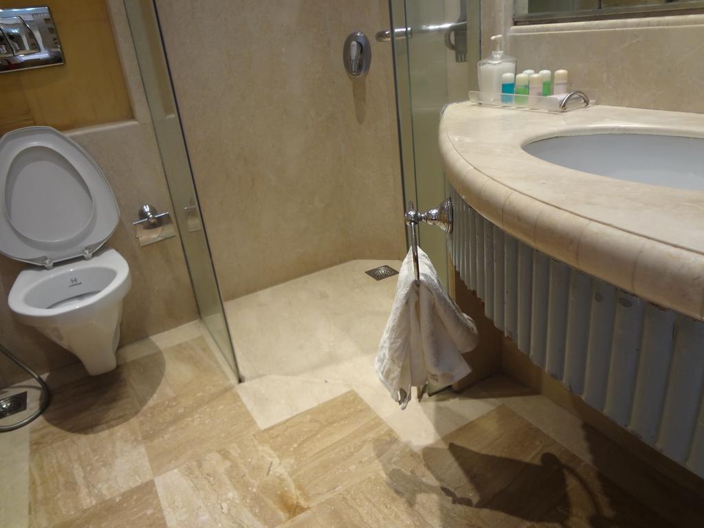 Ascot Hotel 3*