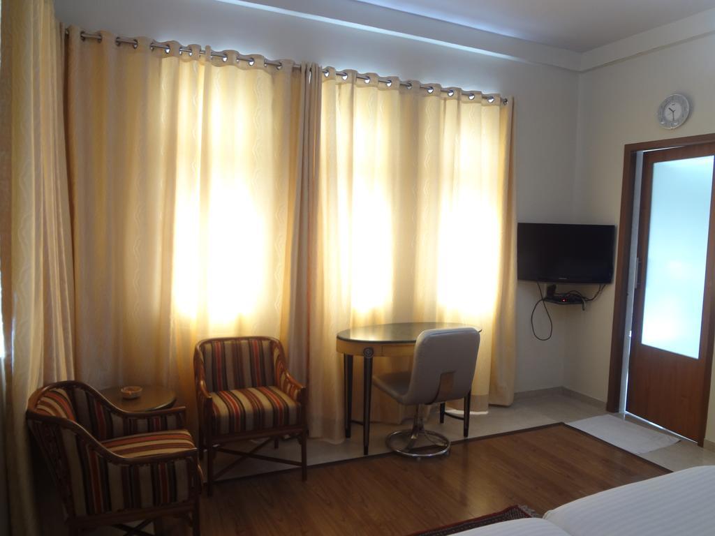 Hotel Astoria Mumbai