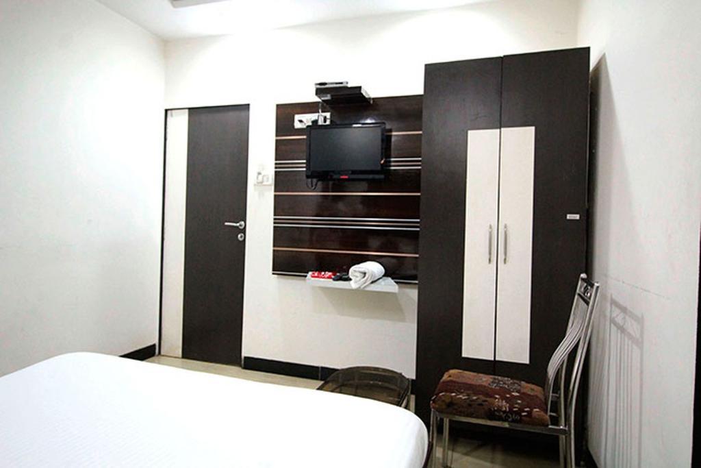 Apple Guest house