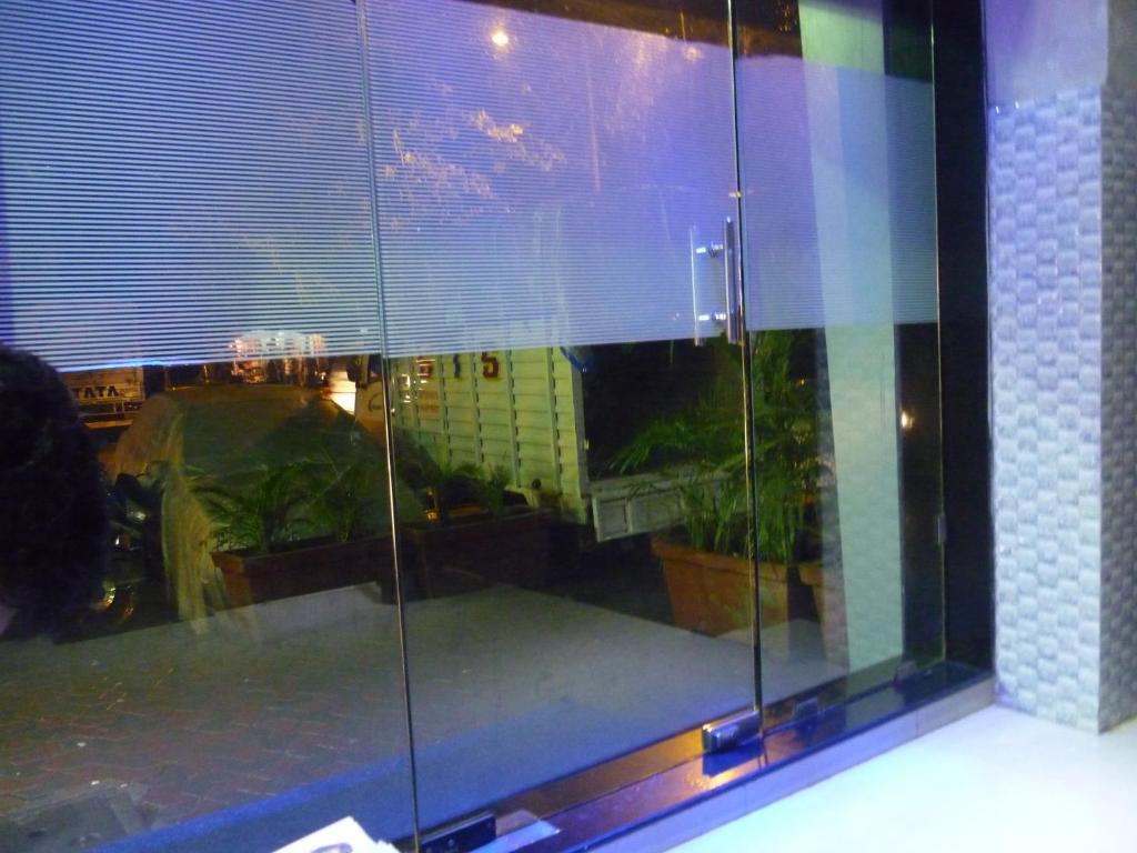 Ihotel Hotel