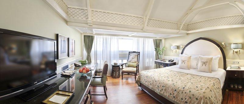 Strand Hotel, Colaba 2*