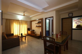 Fabhotel Mumbai Airport Apartments 3* Mumbai
