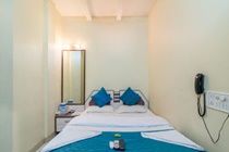 Hotel Broadway Colaba 2*