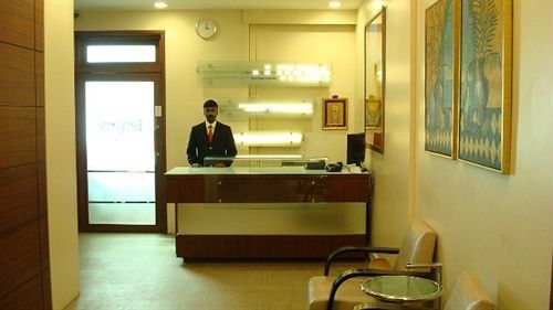 Hotel Bentley Marine Drive Mumbai