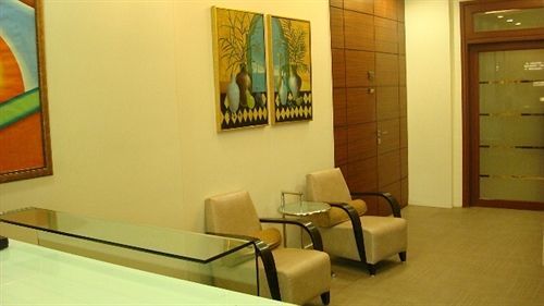 Bentley Marine Drive 2*