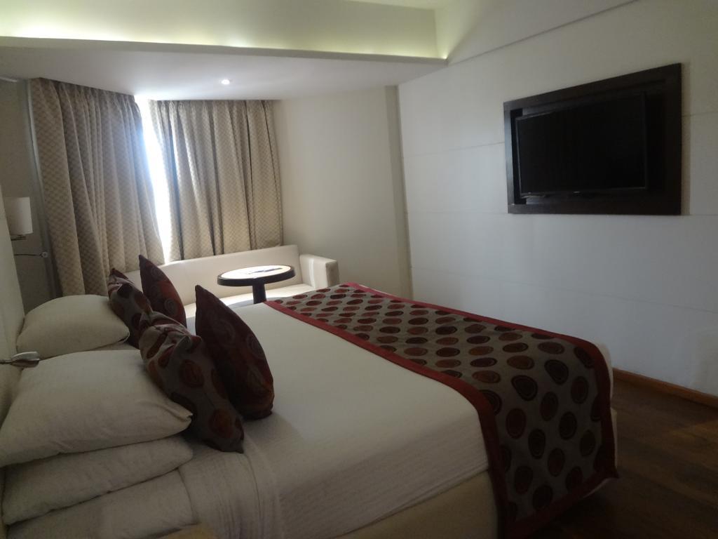 Ramee Guestline Juhu Hotel