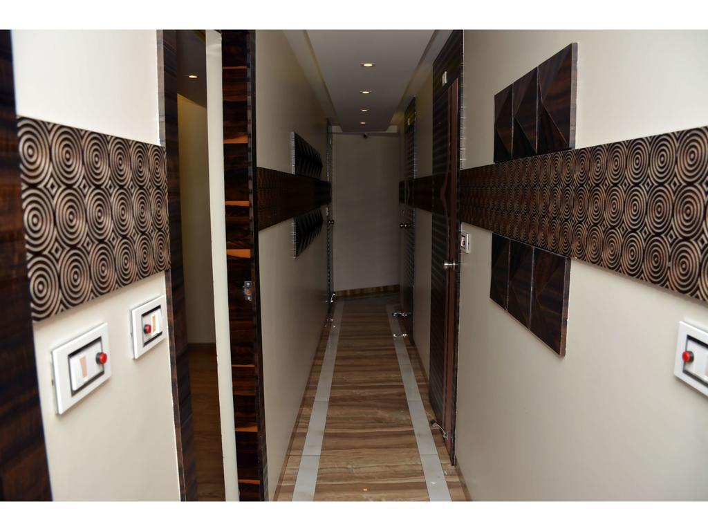 Hotel Vista At Colaba 2*