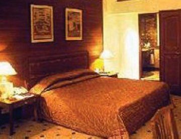 Hotel The Ambassador, Marine Drive,