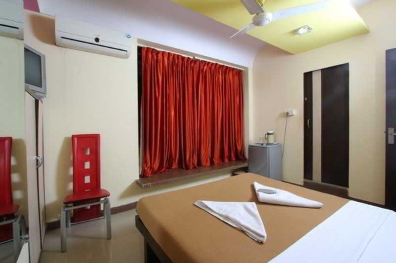 Hotel Fabhotel Annex Executive