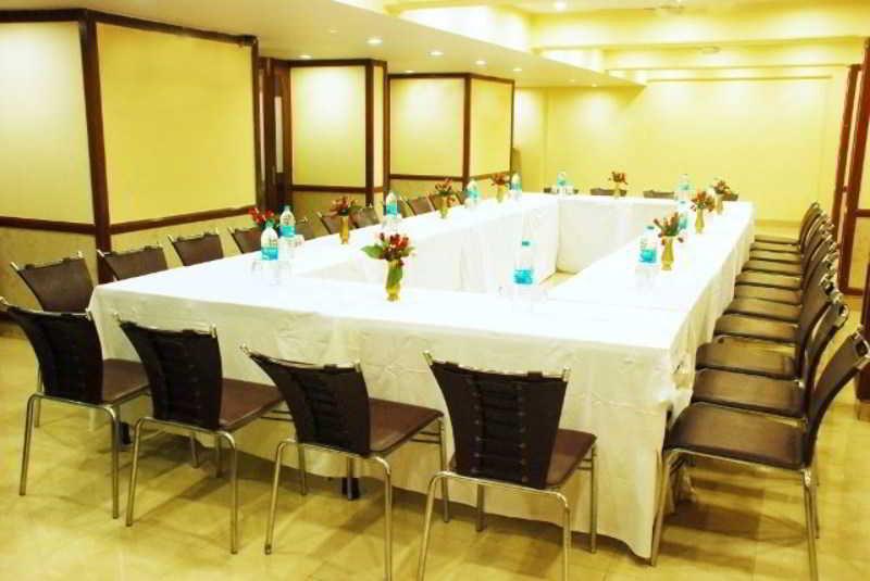 Mina International 3*