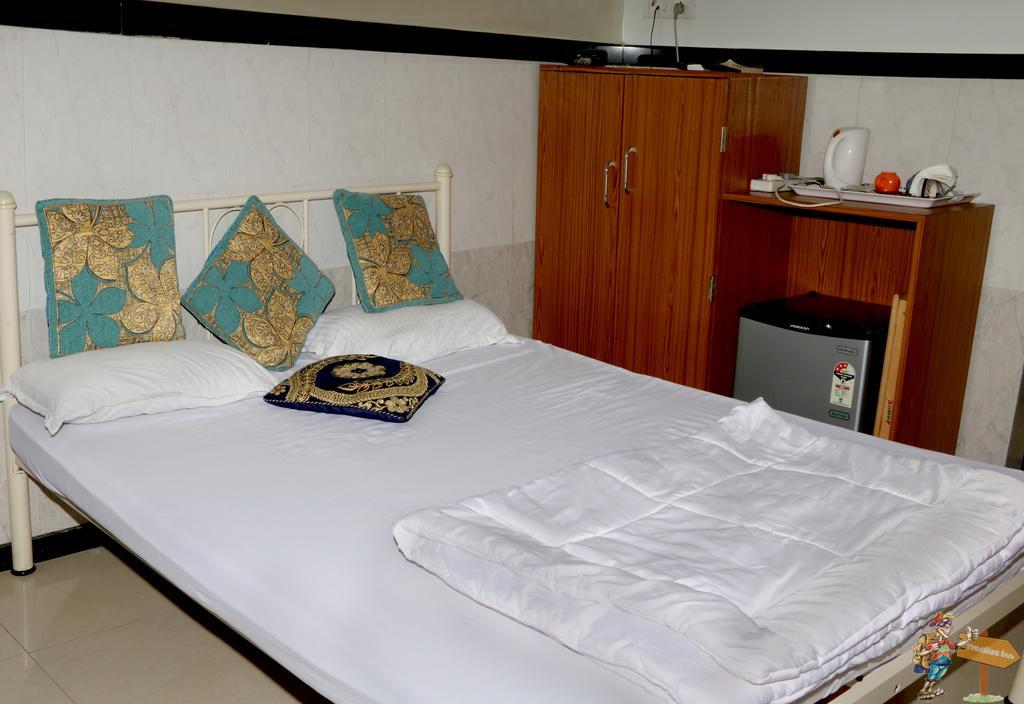 Traveller's - * Mumbai