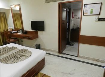 The Emerald & Executive 3* Mumbai