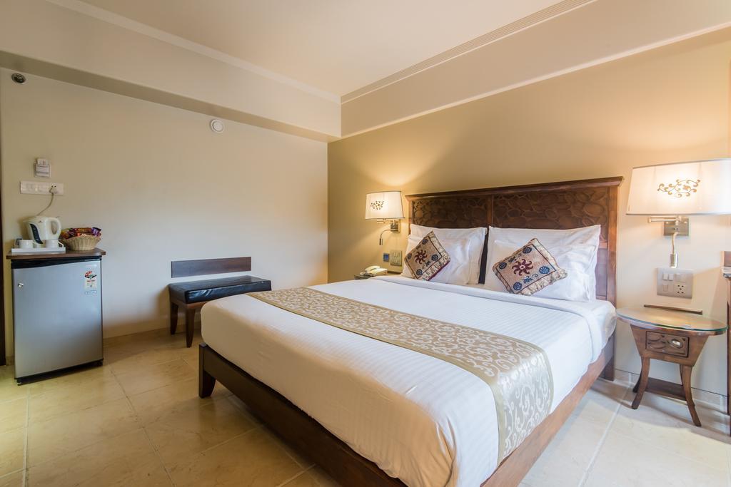 The Maharaja Business Hotel 3*