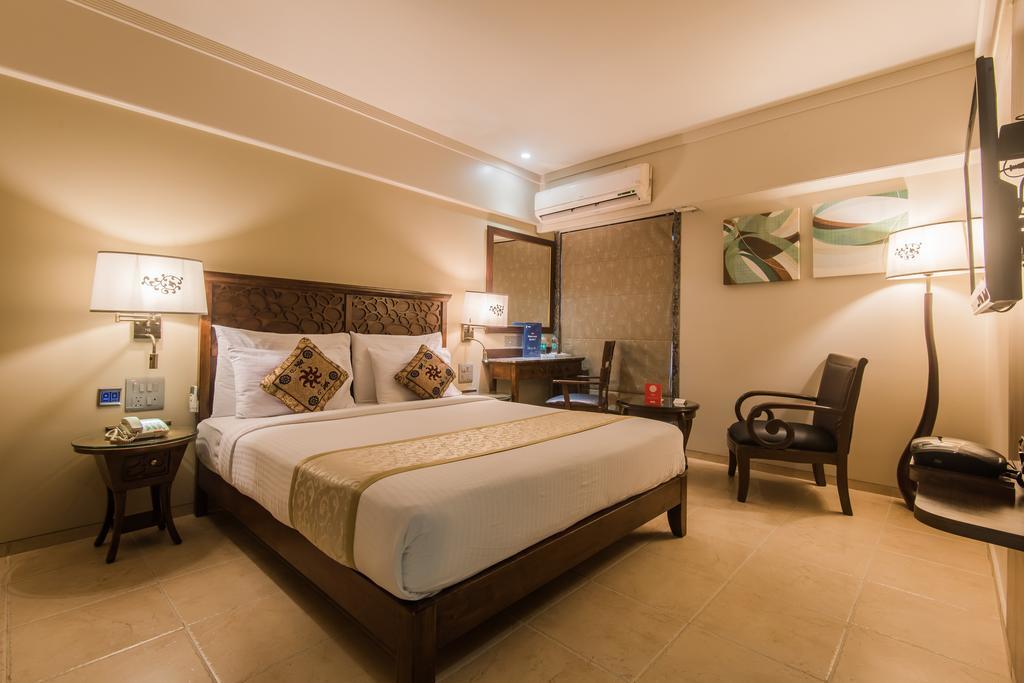 The Maharaja Business Hotel 3*