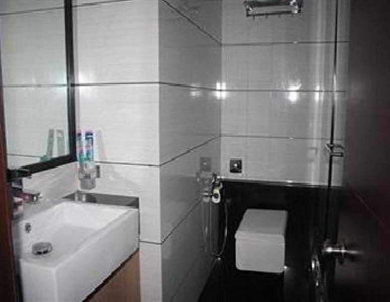 Hotel 7 Flags International Mumbai