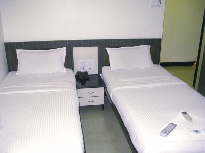 Apple Guest house Mumbai
