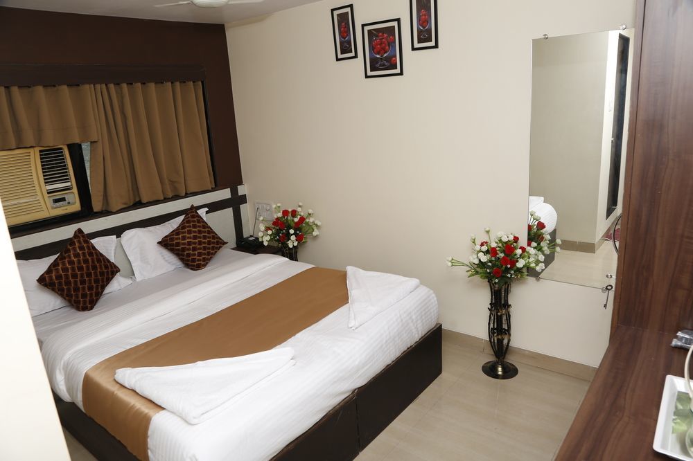 New Royal Hotel 3*