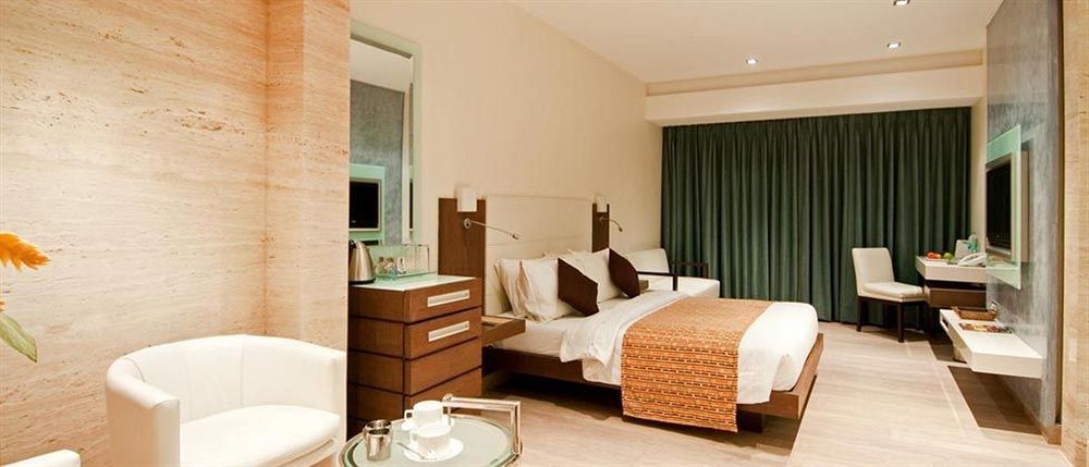 Residency Andheri Hotel