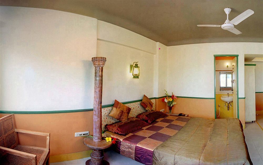 Hotel Oyo 19917 Golden Swan Mumbai