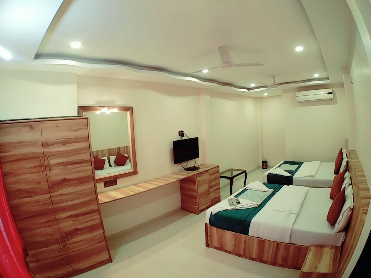 Guest house Sai Residency