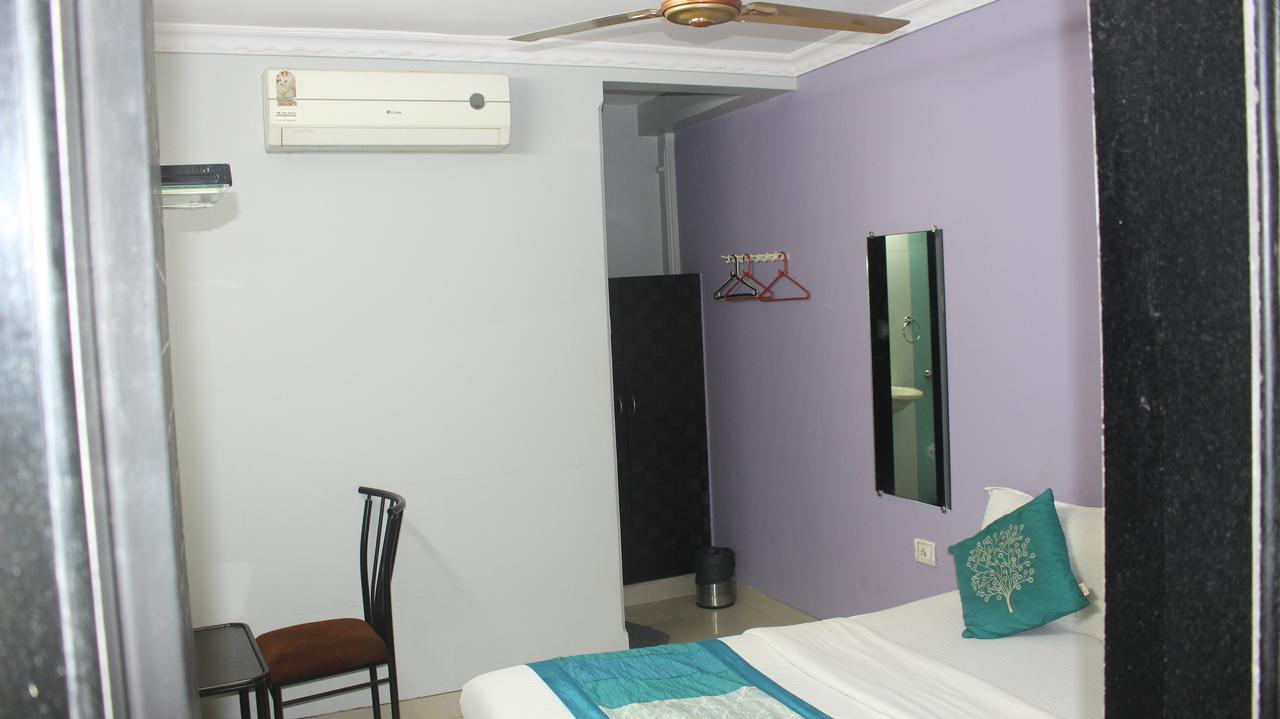 Guest house Sai Residency