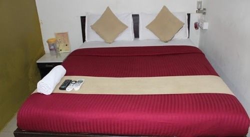 Hotel Saffron Inn 3*