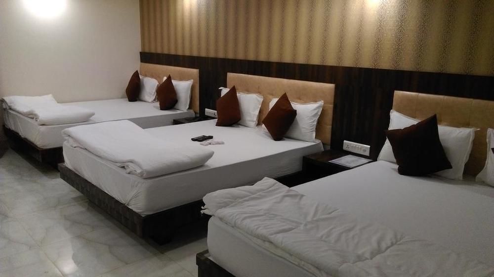 Pearl View Hotel Mumbai
