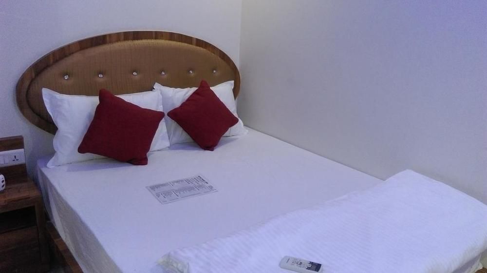 Pearl View 3*