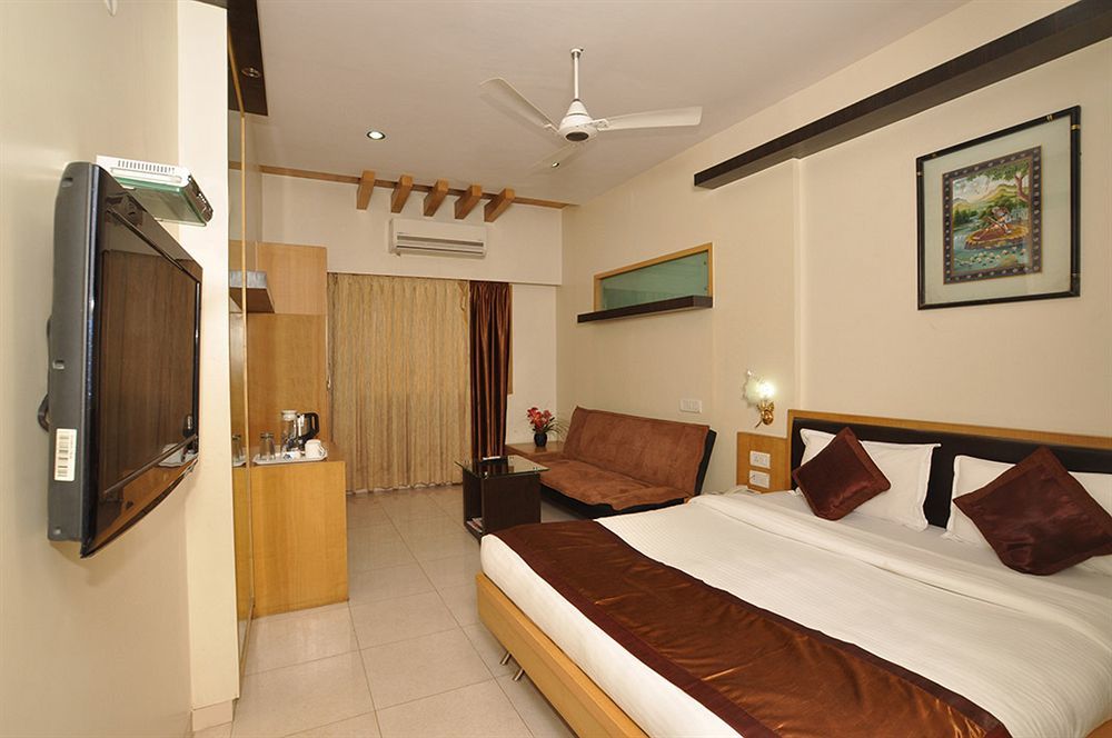 Fabhotel On Time Andheri East Mumbai