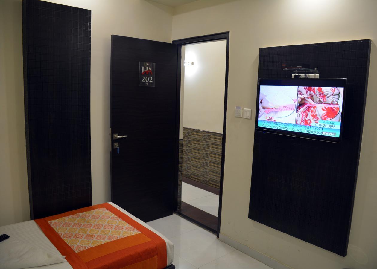 Avenue 2* Mumbai