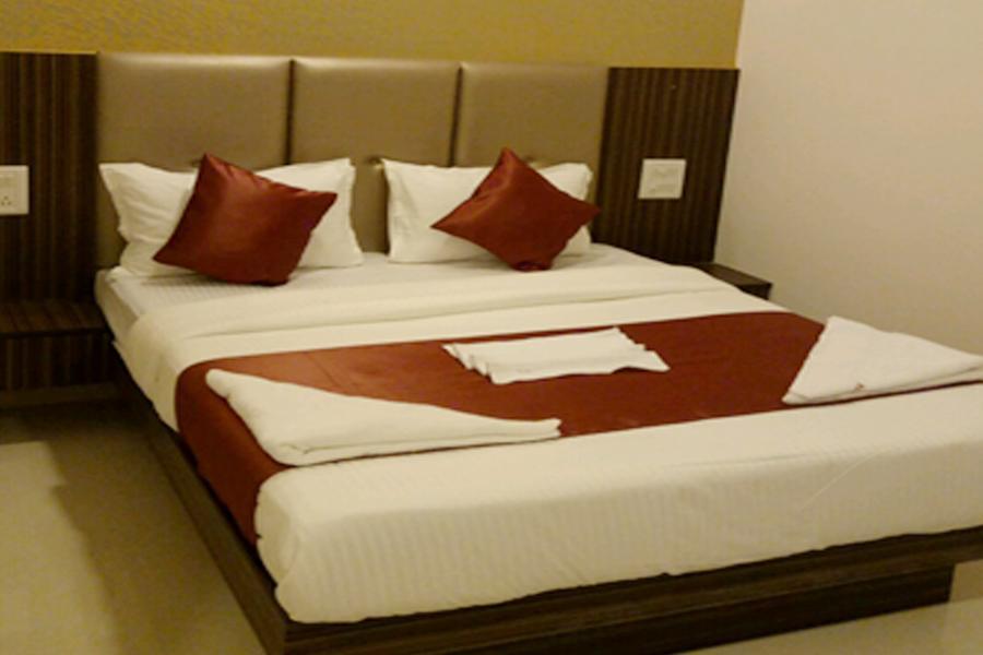 Flagship 83490 Hotel Bently Palace Hotel 3*