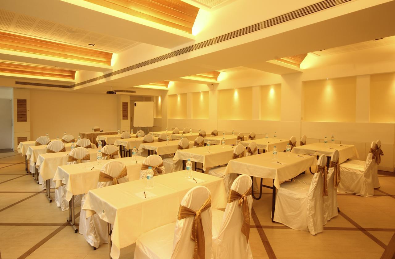 Suncity Premiere, Near To Airport