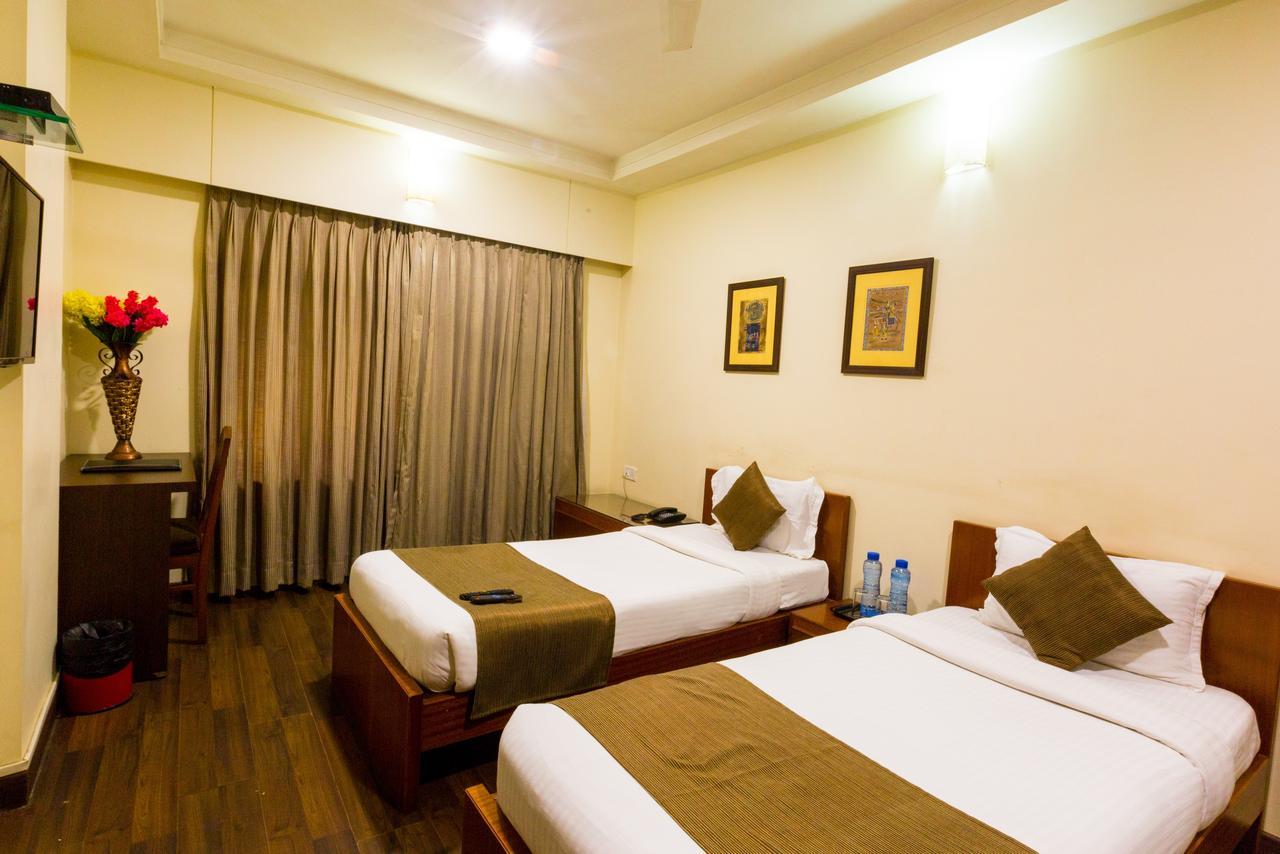 Hotel Mint Domestic Airport