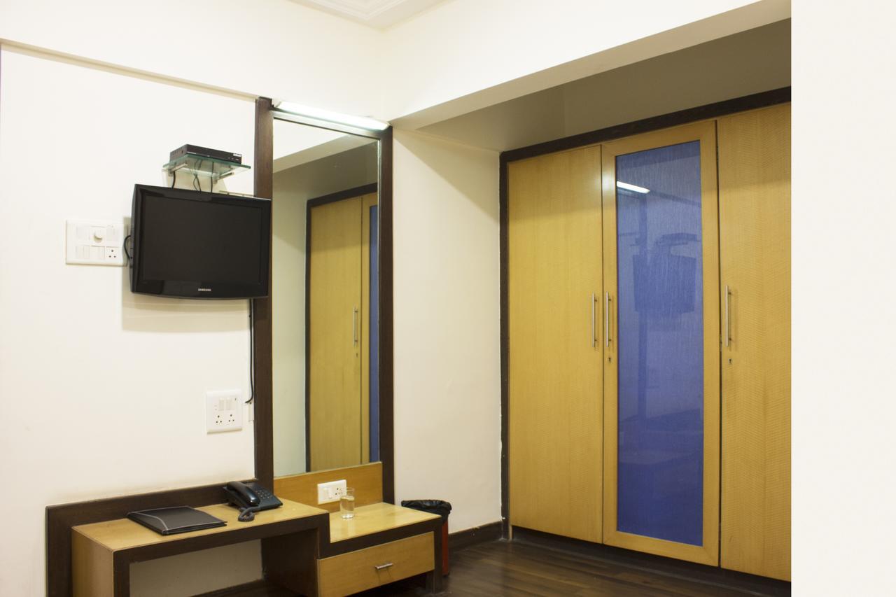 Mint Domestic Airport Hotel 3*